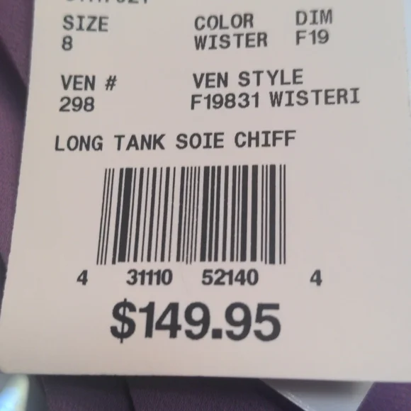 Wisteria purple v-neck bridesmaid dress, size 8, David's Bridal - Picture 4 of 4